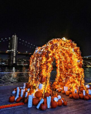 pier 17 pumpkin arch