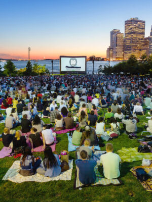 Movies-With-A-View-at-Brooklyn-Bridge-Park