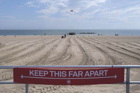 Cuomo says beaches can open, giving final say to localities; De ...