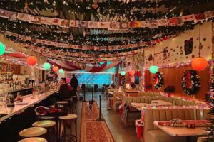 Ho Ho Holiday Lounge