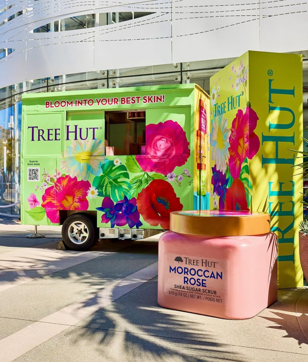 Tree Hut In Bloom Pop-up