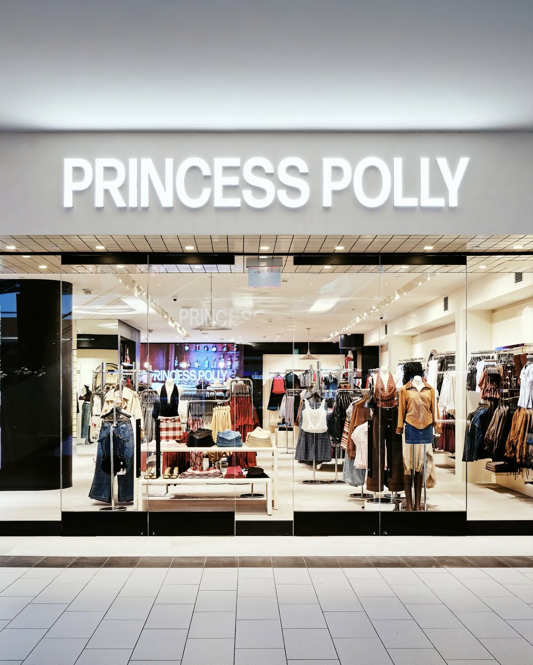 Princess Polly Roosevelt Field Grand Opening