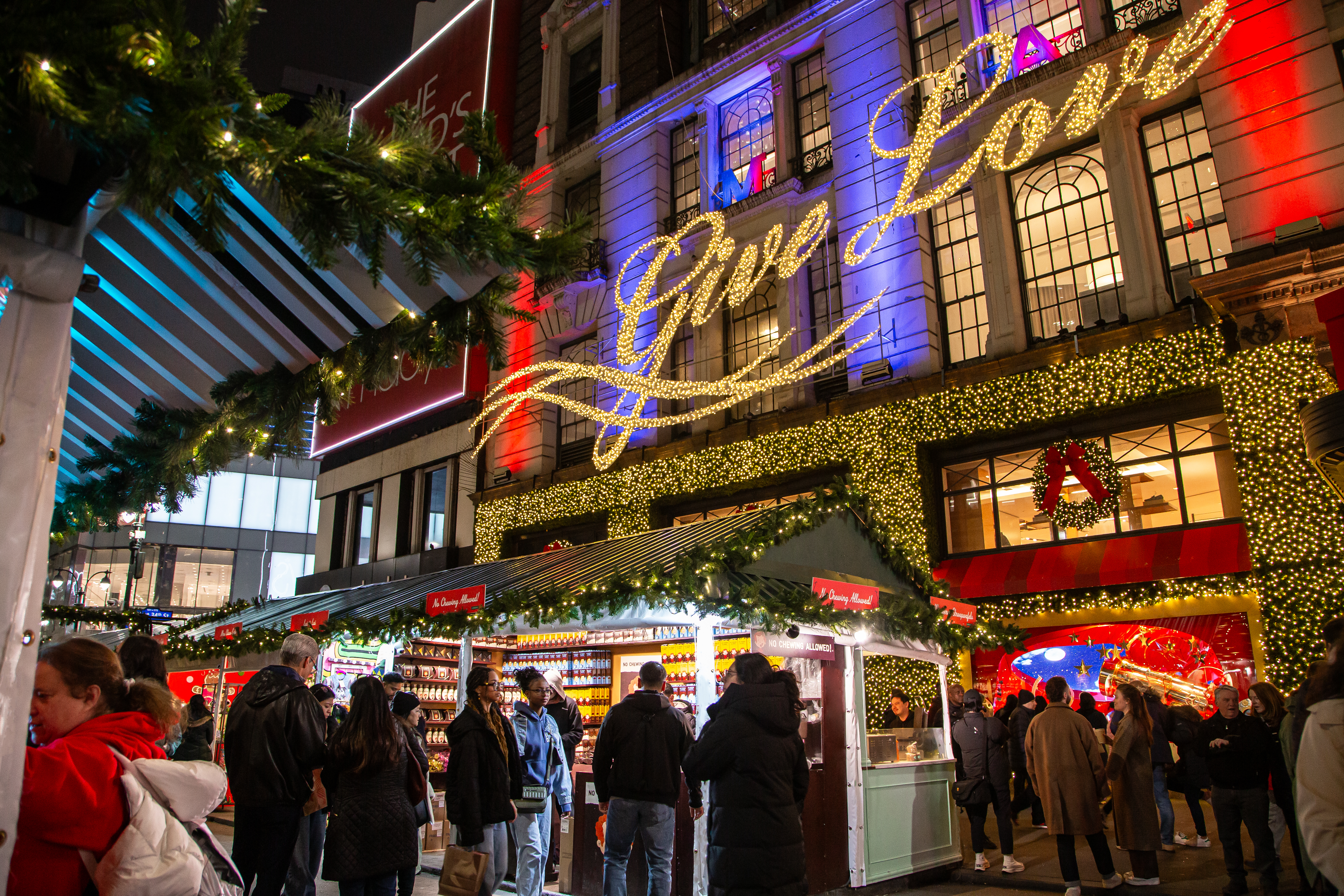 The Ultimate Holidays in NYC Guide Holiday Markets