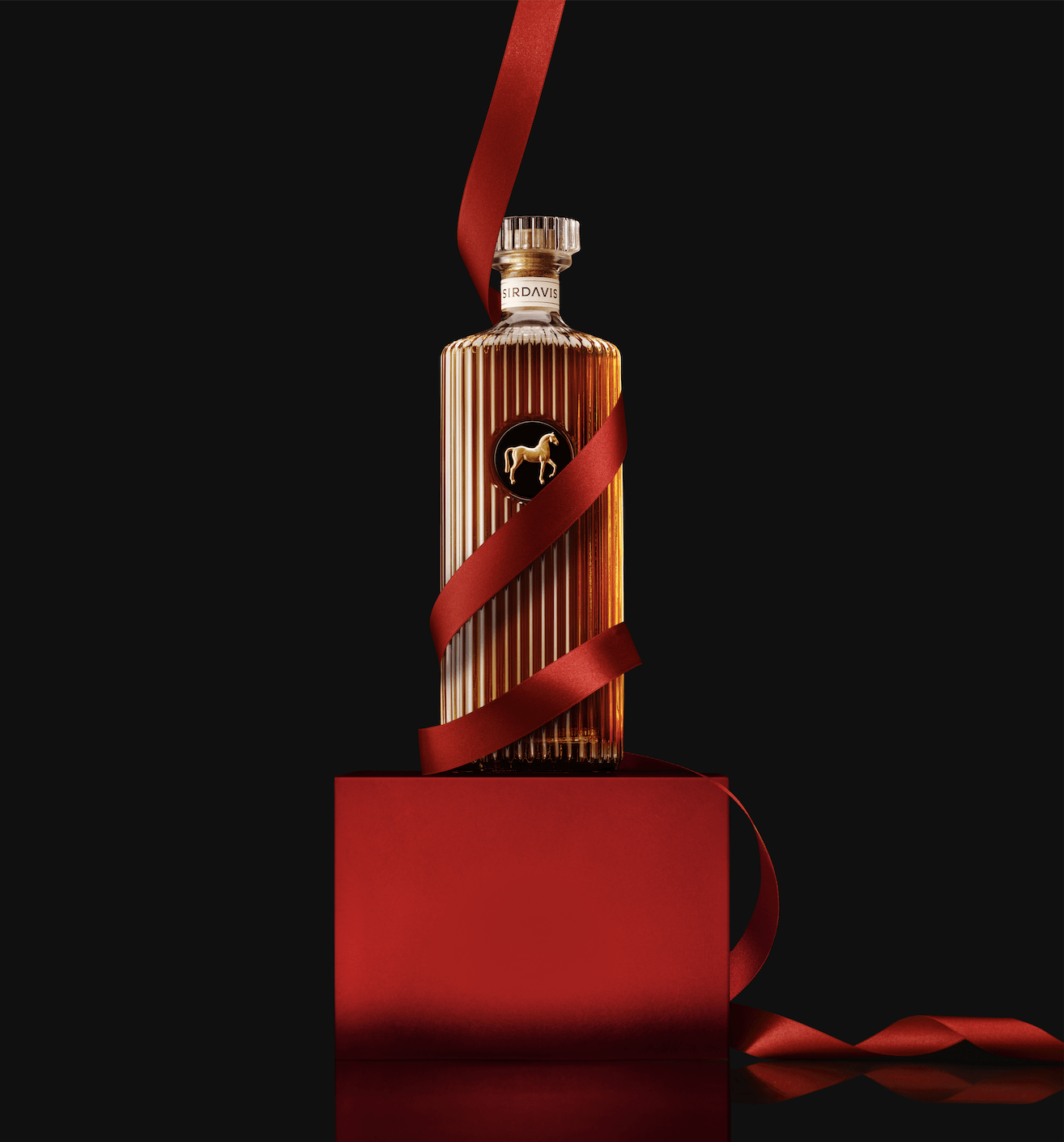 A Signature Pour The SirDavis Holiday Experience